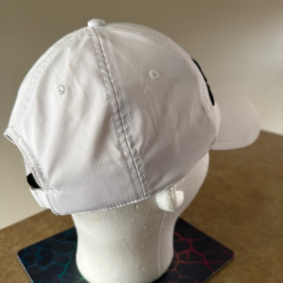 Titleist Joliet Golf Club Strapback Hat - Picture 4 of 5